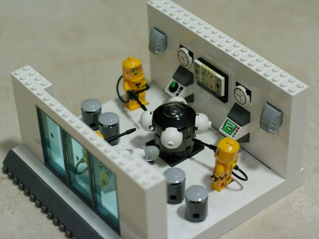 Лего (LEGO) по мотивам АЭС Фукусима (Fukushima)